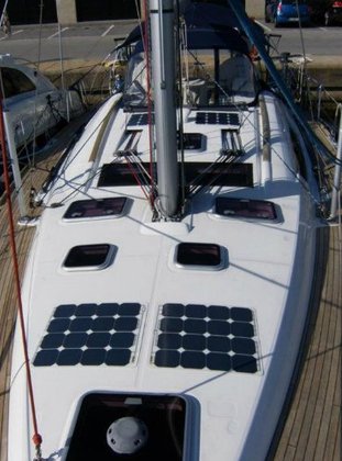 fleksible solceller på en båd